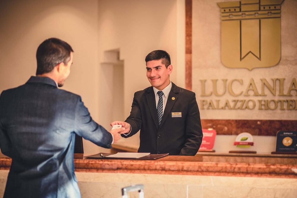 Lucania Palazzo Hotel Comodoro Rivadavia Exterior foto