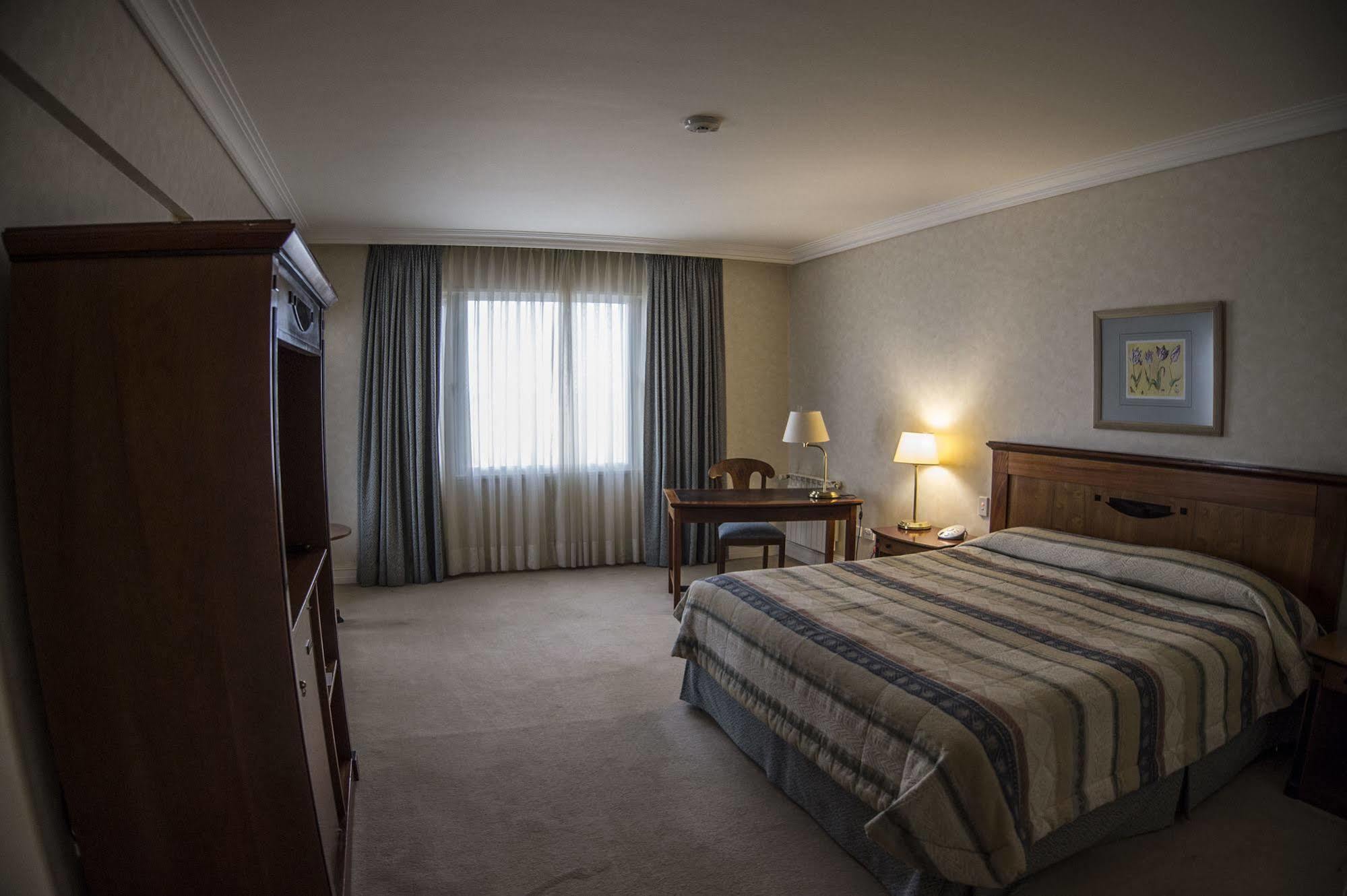 Lucania Palazzo Hotel Comodoro Rivadavia Exterior foto